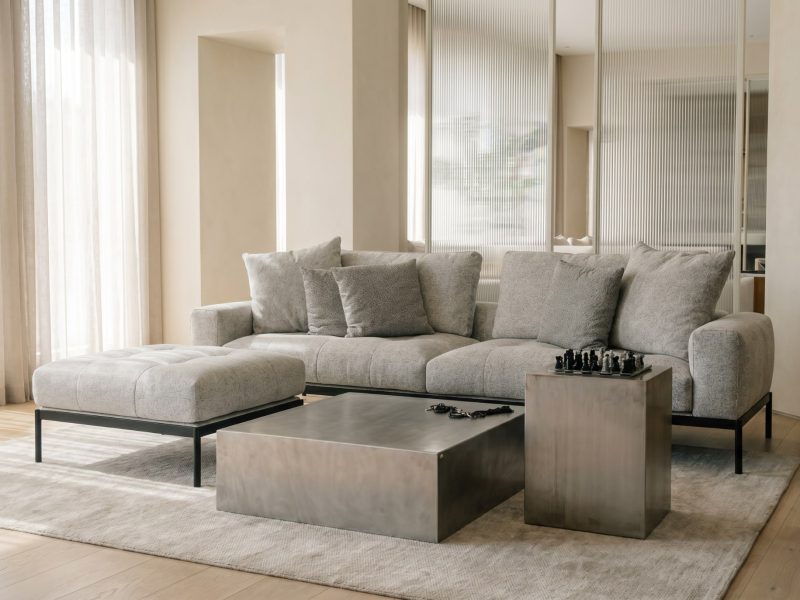 high_quality_modern_sofa