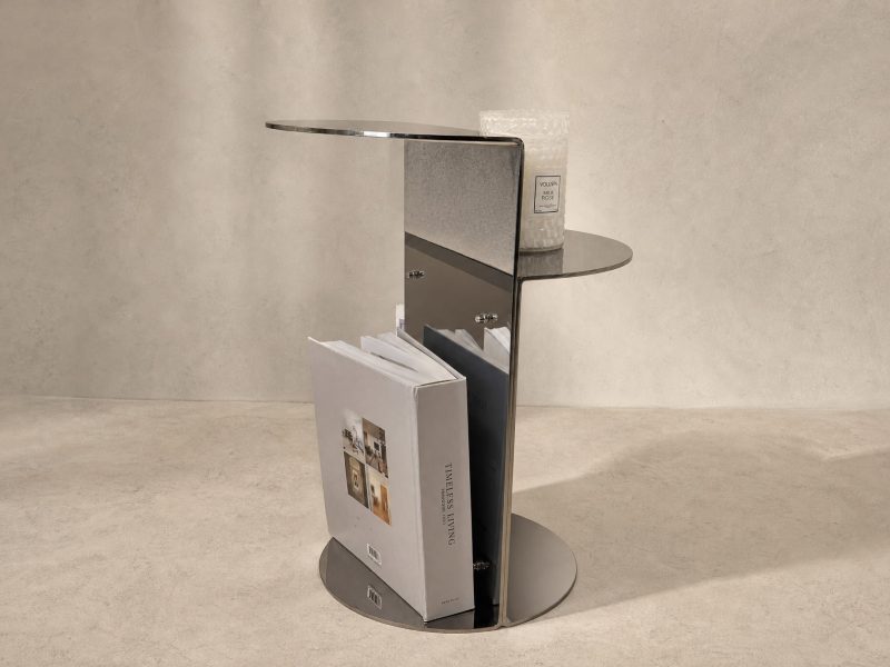 side_table_high_quality_92f53f894e9242429437f82548e257d4